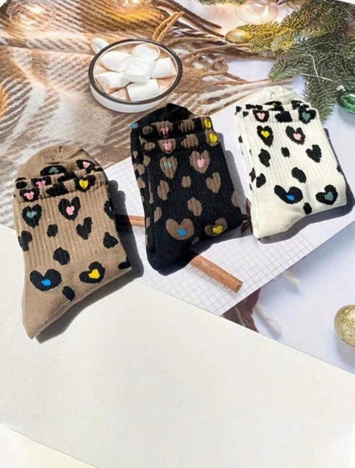 9 PAIA DI CALZINI COMFORT ALLA CAVIGLIA-STAMPA LEOPARDATA,A RIGHE E A CUORE